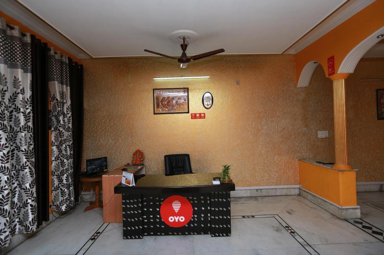 Oyo 11752 Hotel Sun Palace Residency Indirapuram Bagian luar foto
