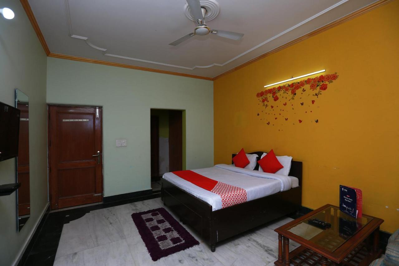 Oyo 11752 Hotel Sun Palace Residency Indirapuram Bagian luar foto